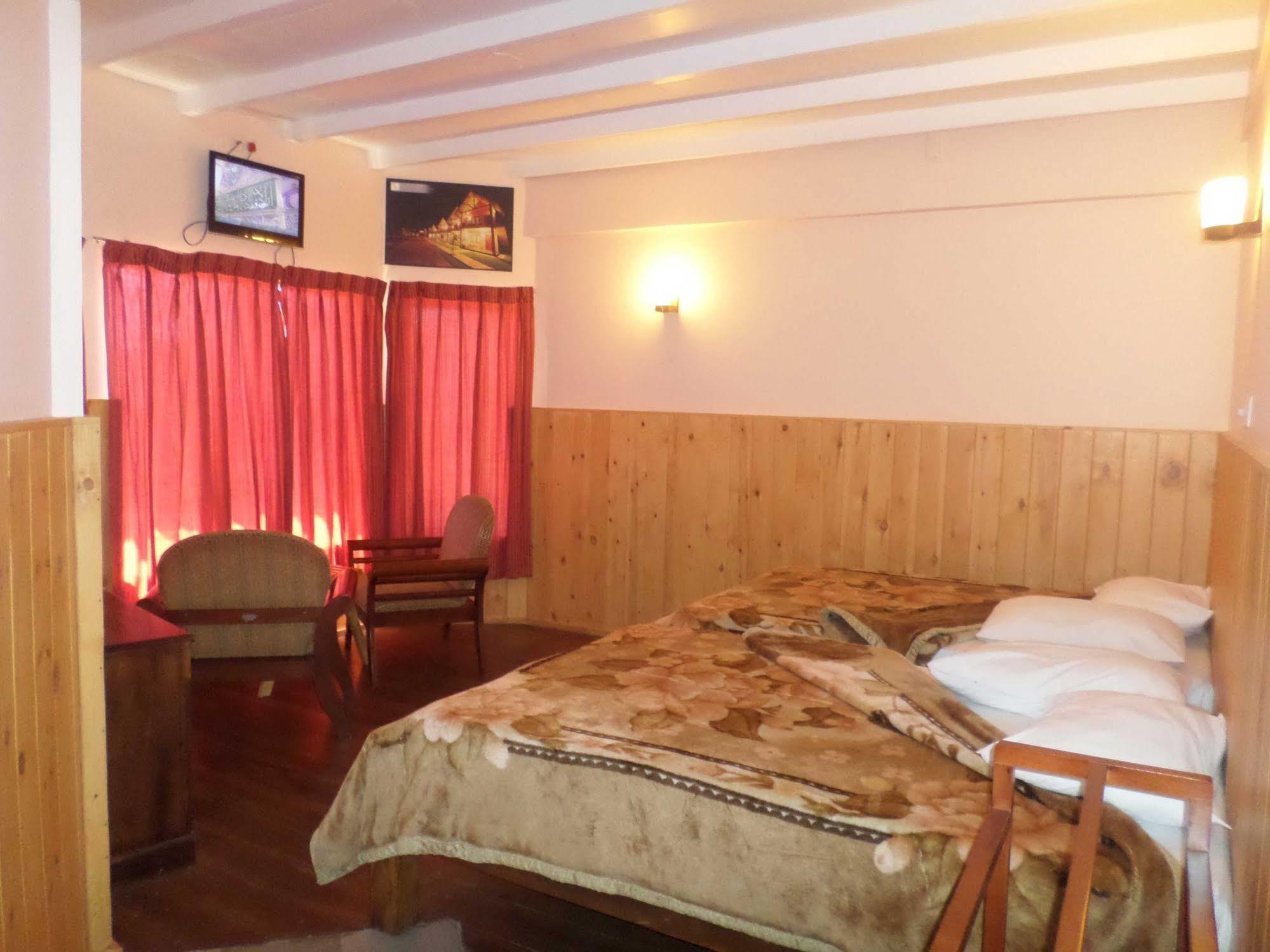 Vista Hotel Eden Hill Нувара-Елія Екстер'єр фото